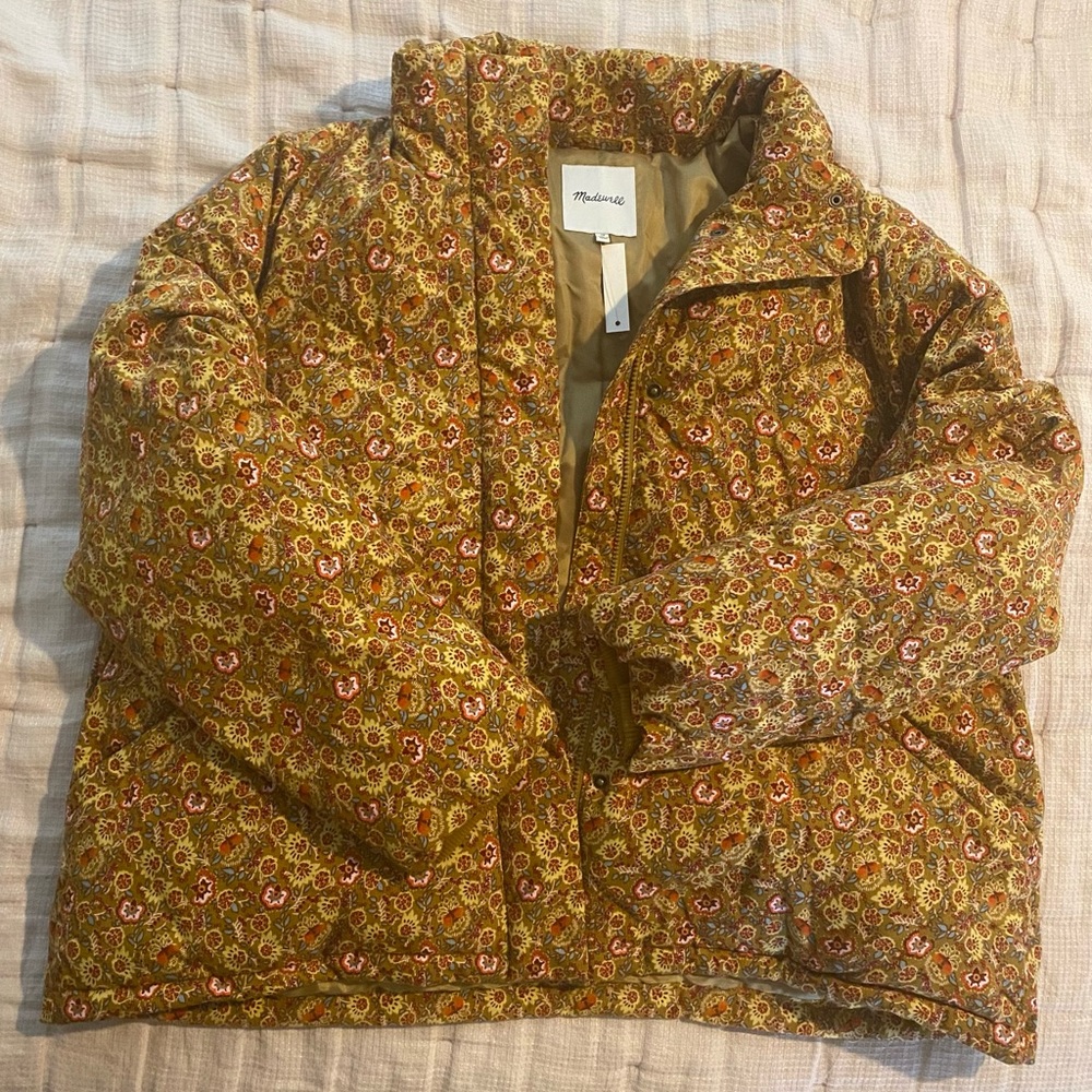 Women puffer jacket
